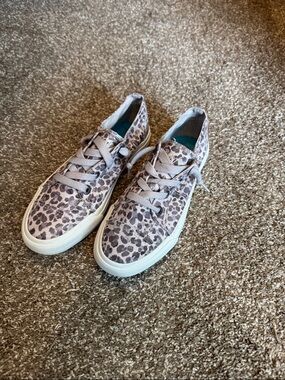 Blowfish Women's Leopard Print Lace-Up Sneakers